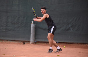 Torneo de Tenis Singles para Madrugadores